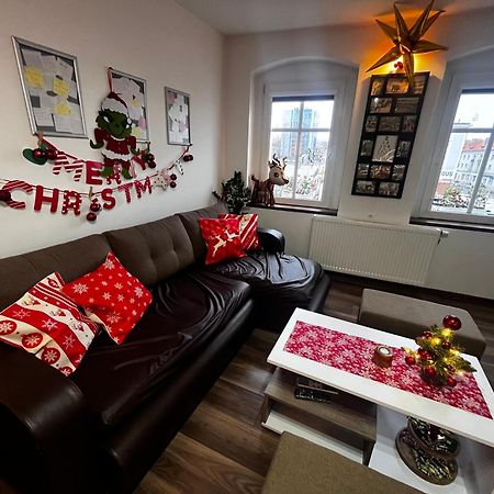 Apartament Crooked Stairs Жельона Гора Екстериор снимка