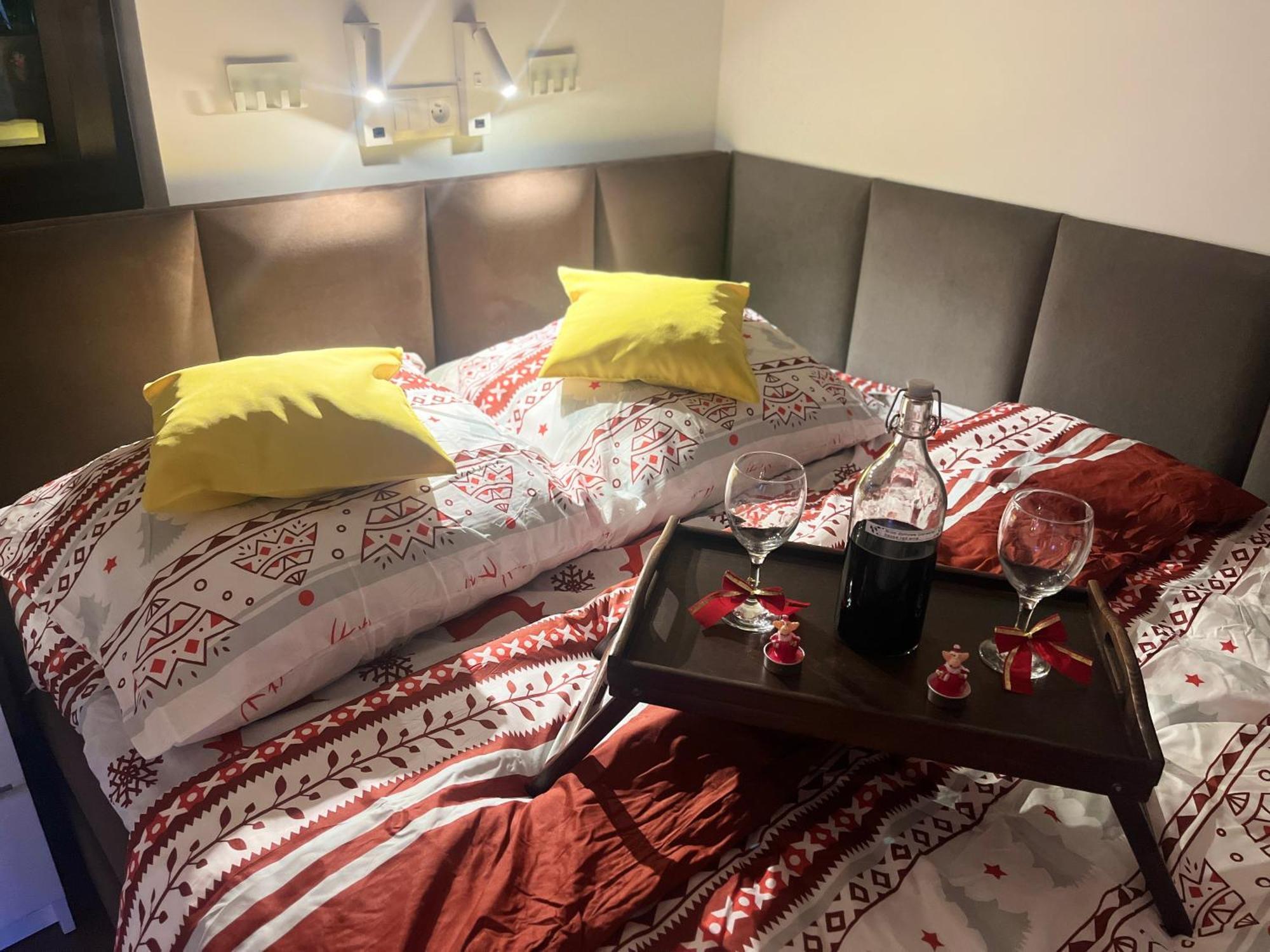 Apartament Crooked Stairs Жельона Гора Екстериор снимка