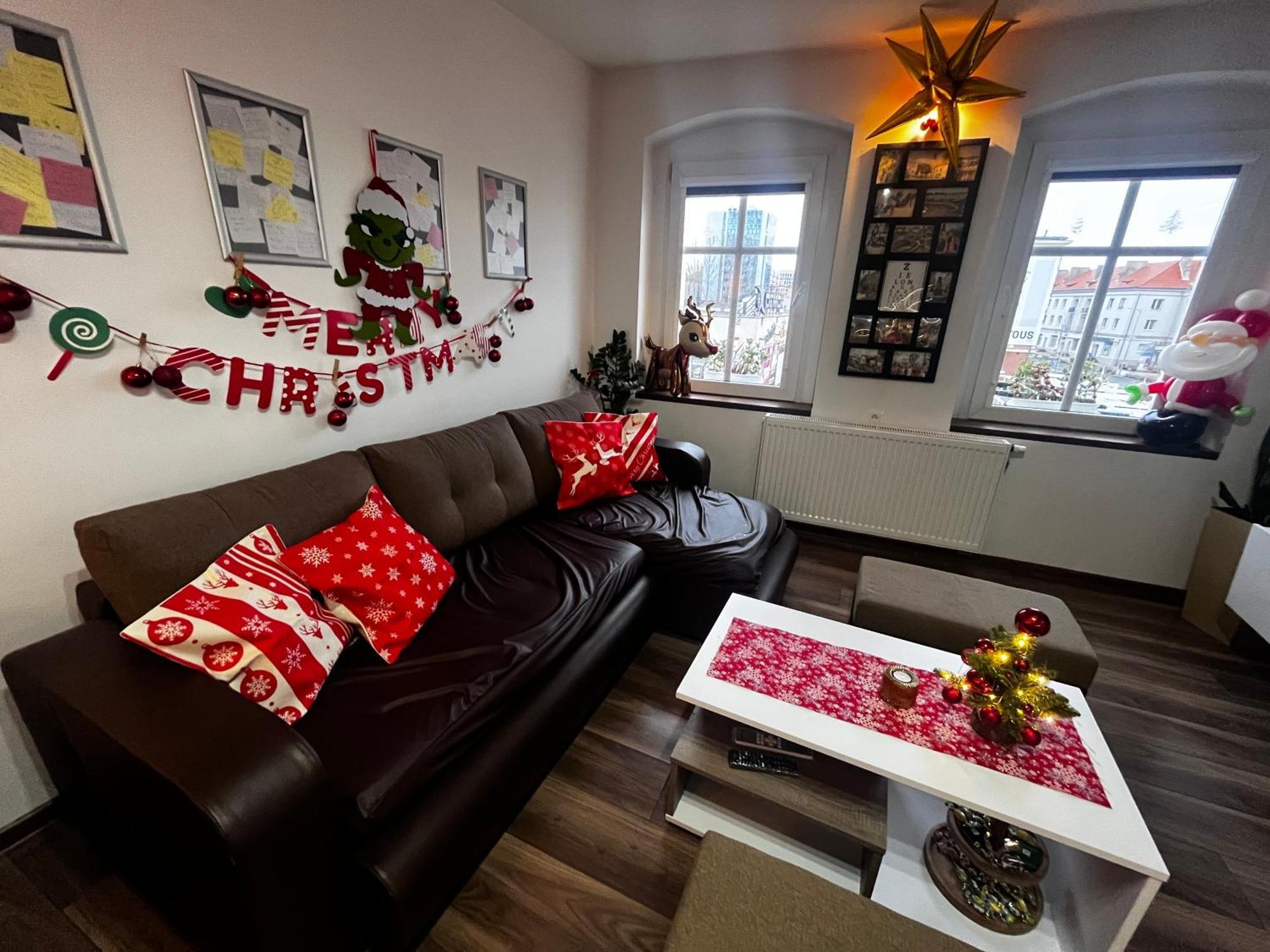 Apartament Crooked Stairs Жельона Гора Екстериор снимка