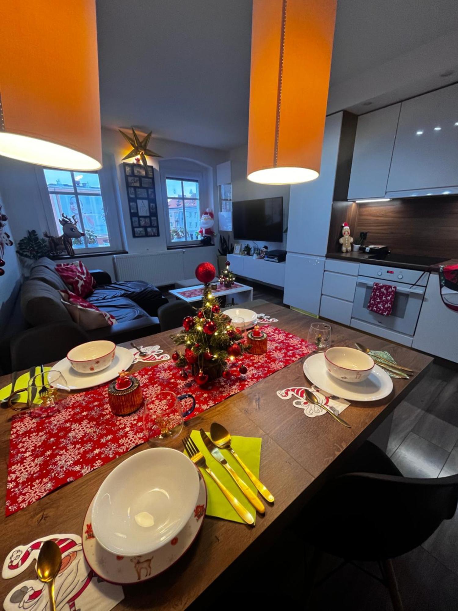 Apartament Crooked Stairs Жельона Гора Екстериор снимка